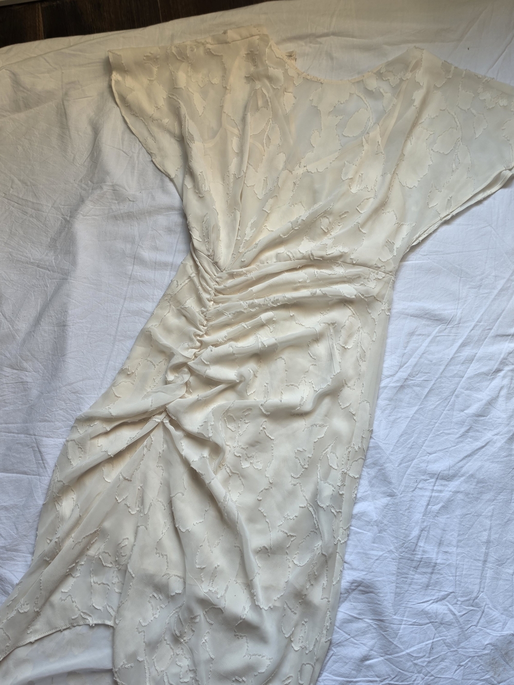 Elegant Cream Ruched Waist Women's Dress